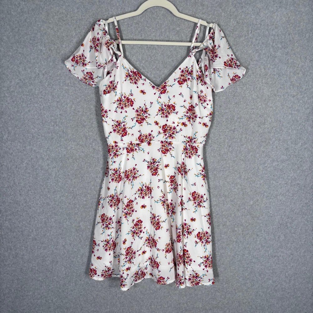 Floral Cold Shoulder Mini Dress Medium White Red Cottage Feminine Coquette